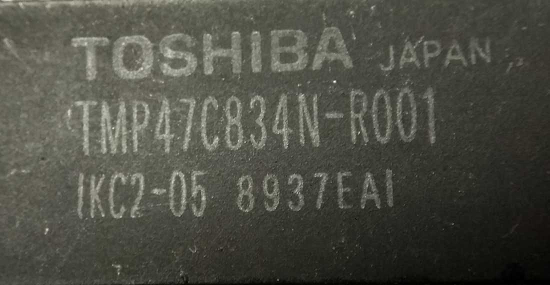 Мікросхема Toshiba TMP47C834N-R001  IKC2-05 8937EAI