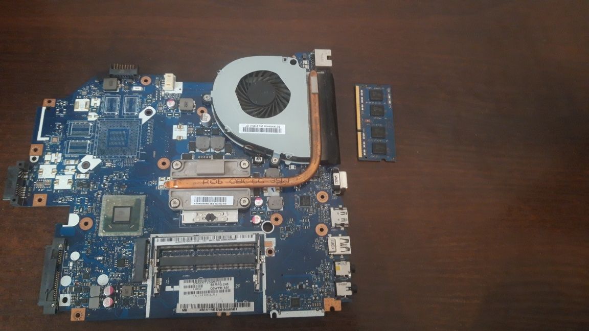 Материнская плата Packard Bell TE11HC +ОЗУ 4GB DDR3