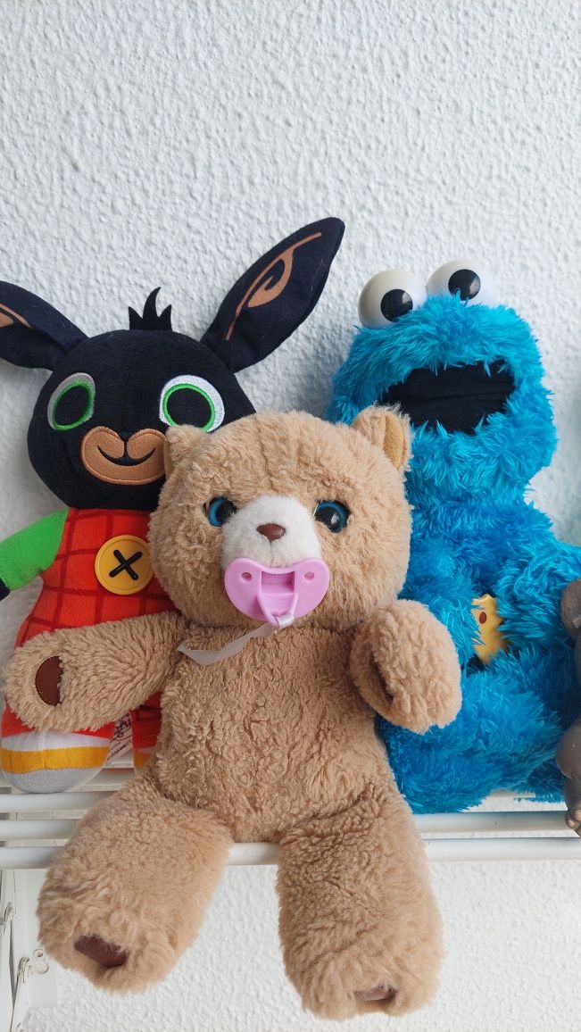 Interactive toys, Live little pets