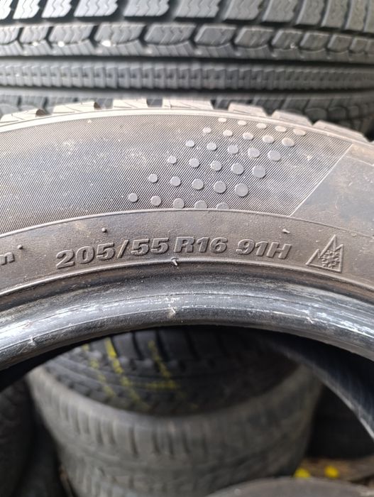 Шина одна одиничка запаска 205 55 16 Kumho winter craft WP 51