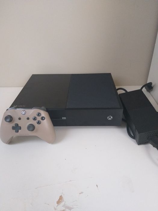 Konsola Xbox One Fat 500 GB Pad oryginalny do gier czarna zasilacz