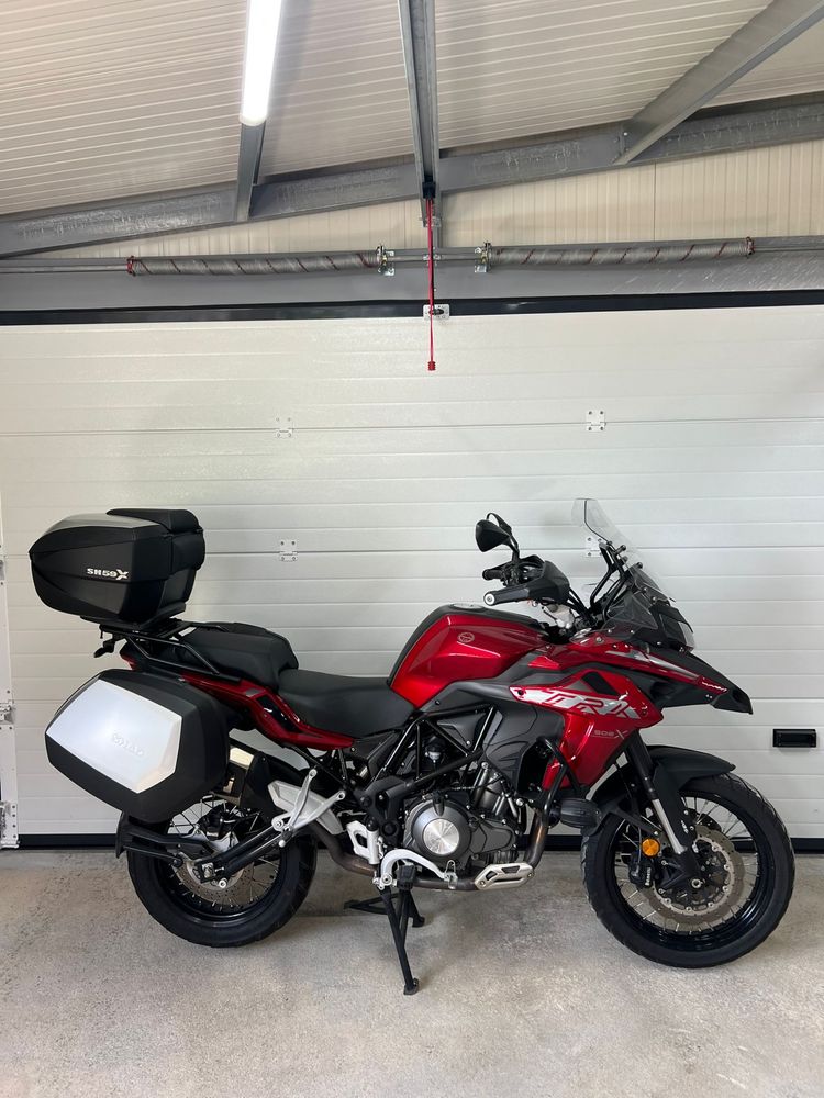 Benelli TRK502X Vermelha