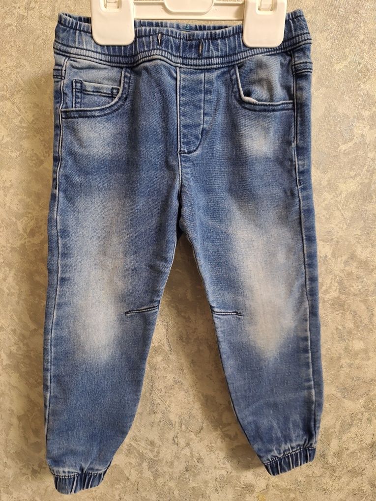Джинсовые штаны, джинсы, джогеры. 3-4 года, 98-104 см..