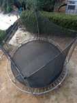 Piscina + trampolim