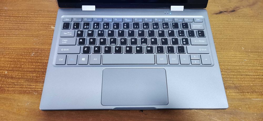 BMAX MaxBook Y11 Plus