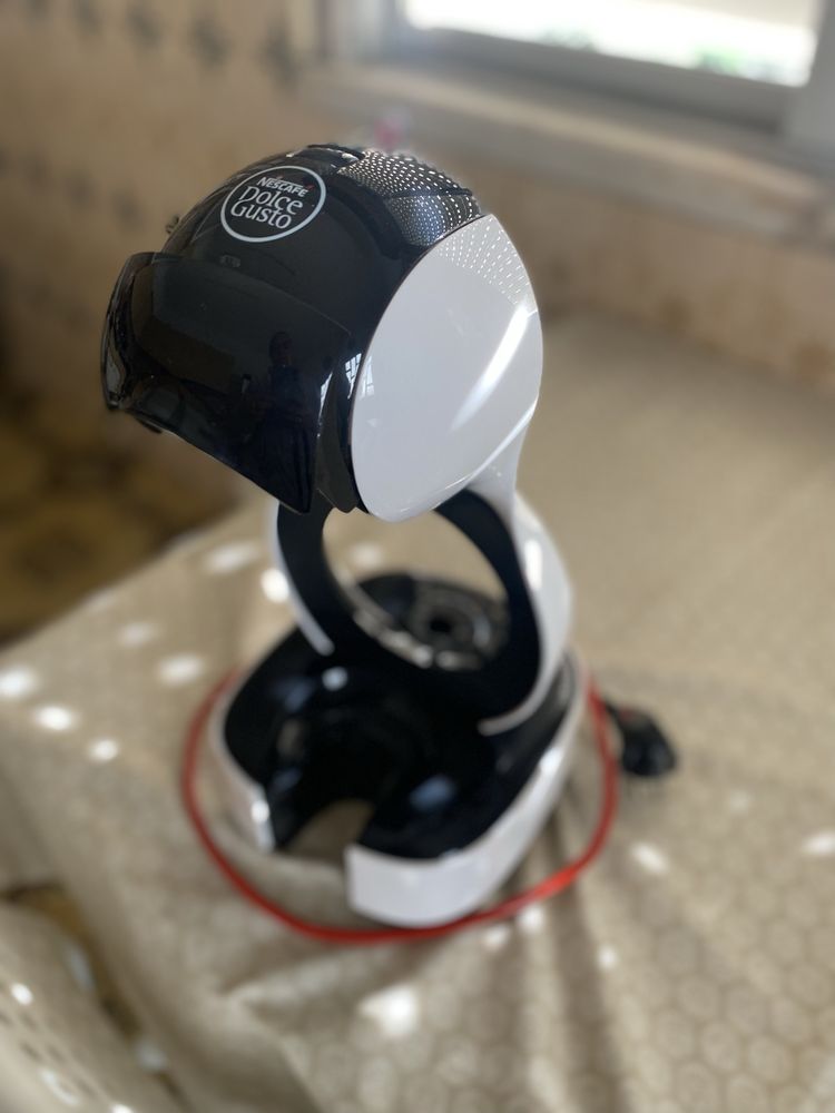 Máquina de cafe dolce e gusto