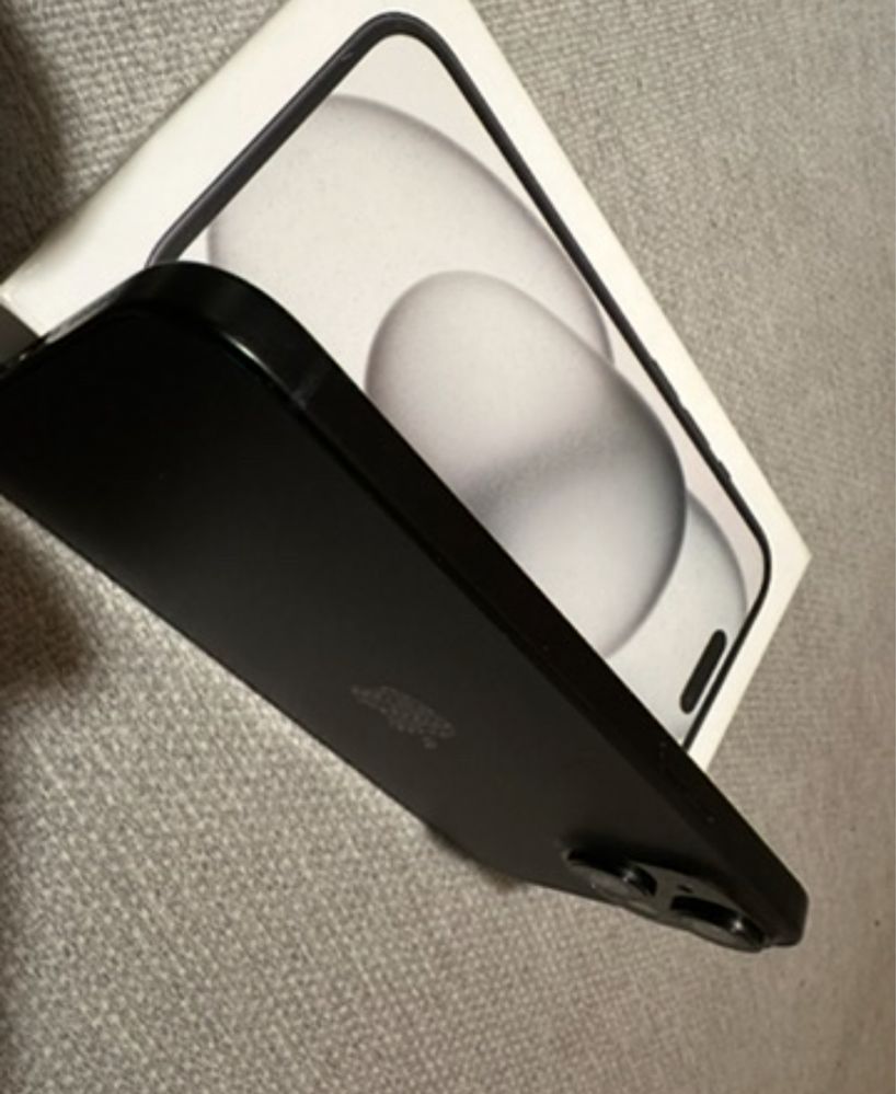 Iphone 15, 128gb, bateria 99% na gwarancji