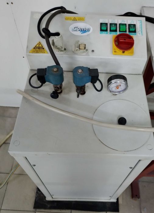 Tabua e caldeira vaporeta  industrial