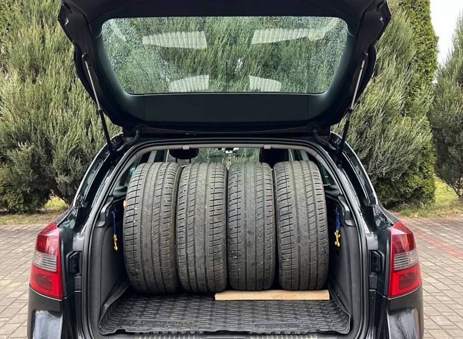 Продам машину!  Renault Laguna III ,в дуже хорошому, стані