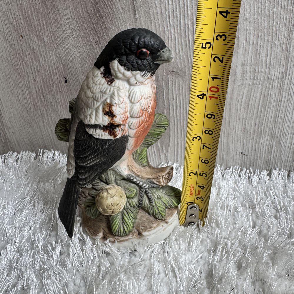 Ceramiczna figurka ptaka