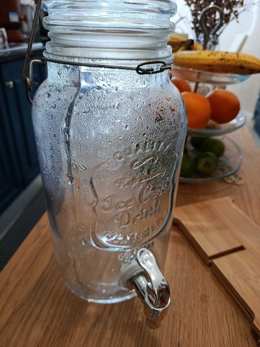 Dispensador em vidro ( para sumo, água)