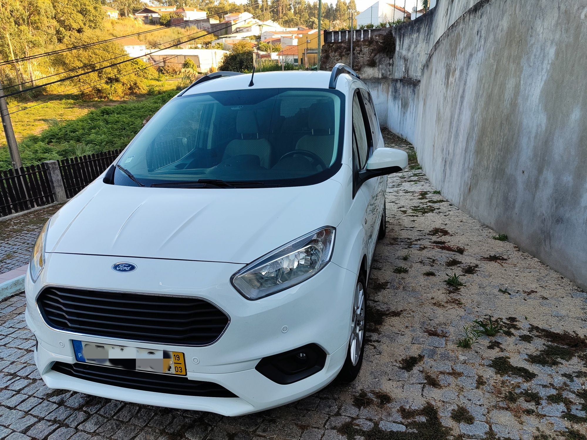 Ford Tourneo Courier 1.0 EcoBoost de 2019/03 Nacional