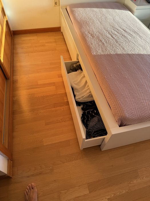 Cama malme com colchao