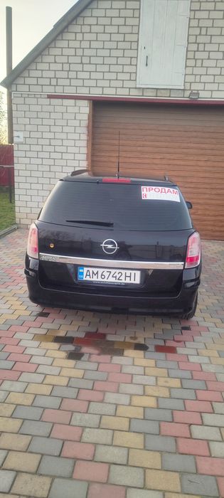 Опель Астра 1.6 бензин