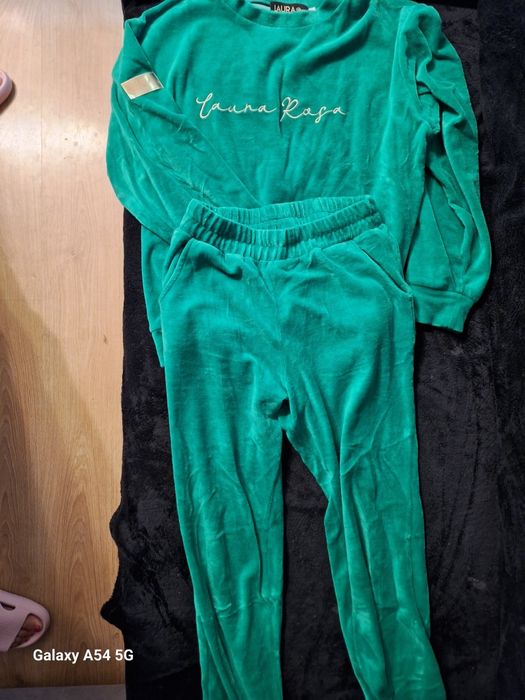 Sprzedam Dres laura rosa  produkcj polskiej