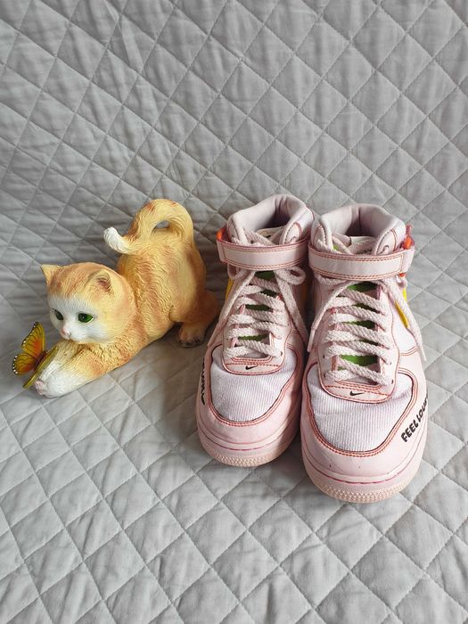 Nike Air Force 1 Mid '07 Feel Love