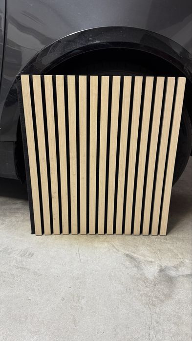 Painel acústico ripado madeira