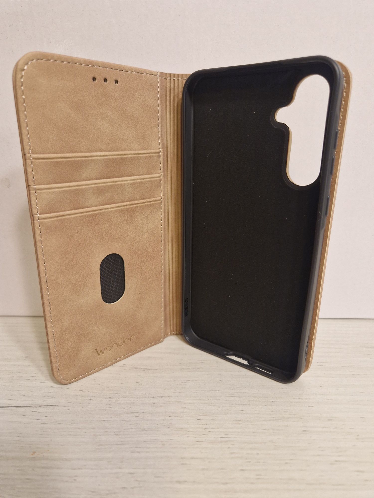 Kabura Wonder Smart do Samsung Galaxy A55 5G cappuccino
