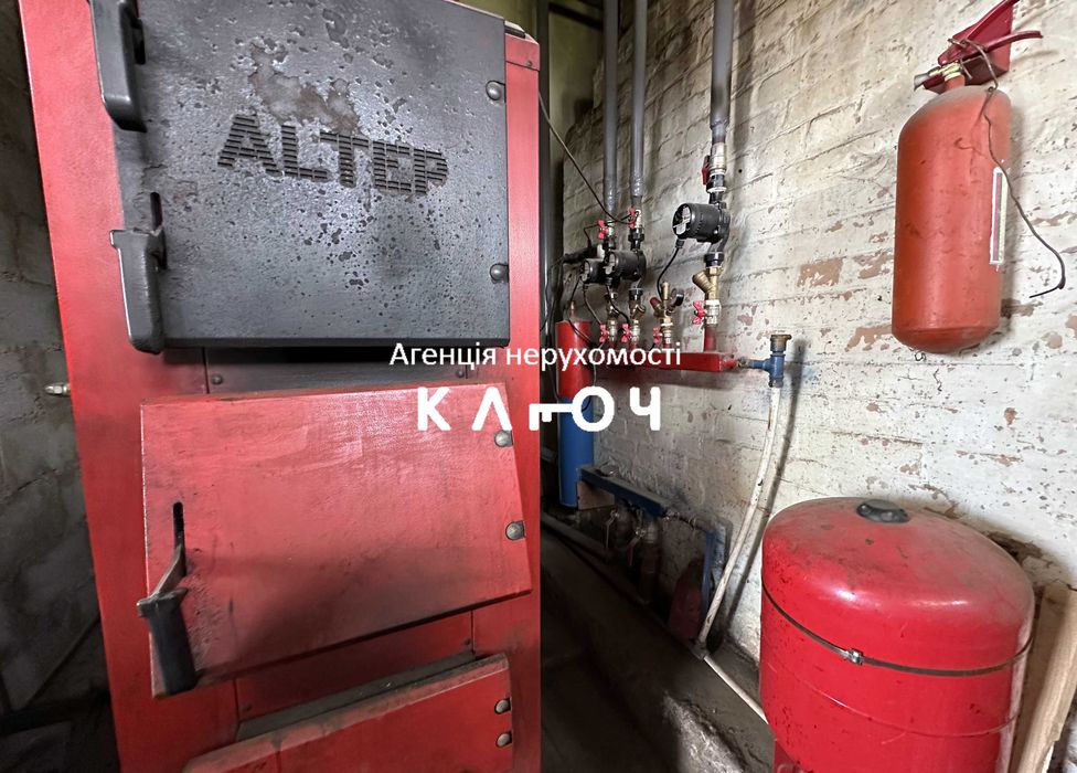 Продаж виробничої бази в центральній частині міста