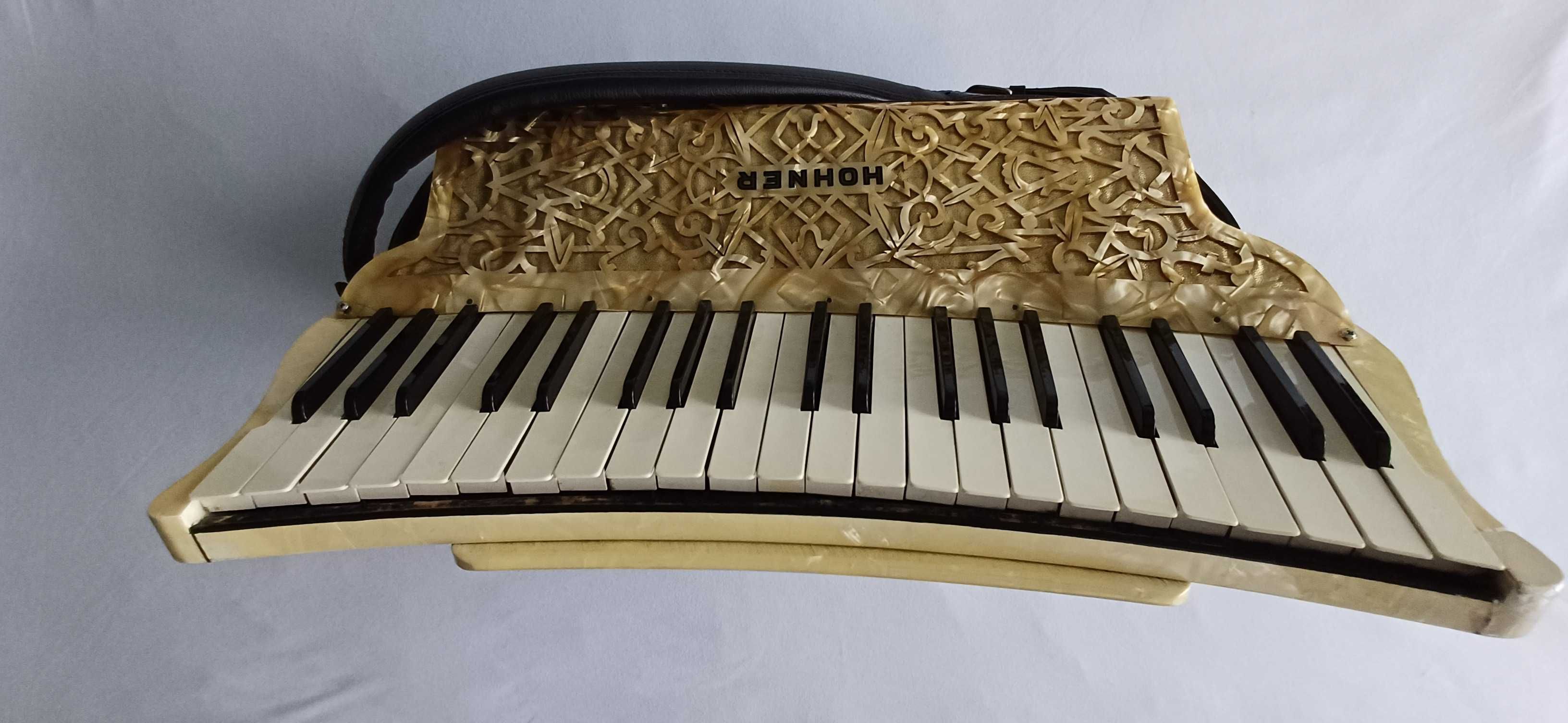 Akordeon Hohner ORGANETTA IV 120 basów