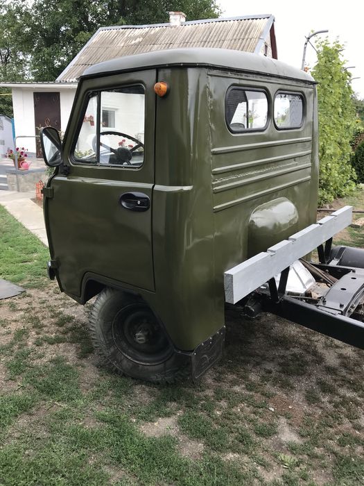Продам УАЗ 3303 бортовой