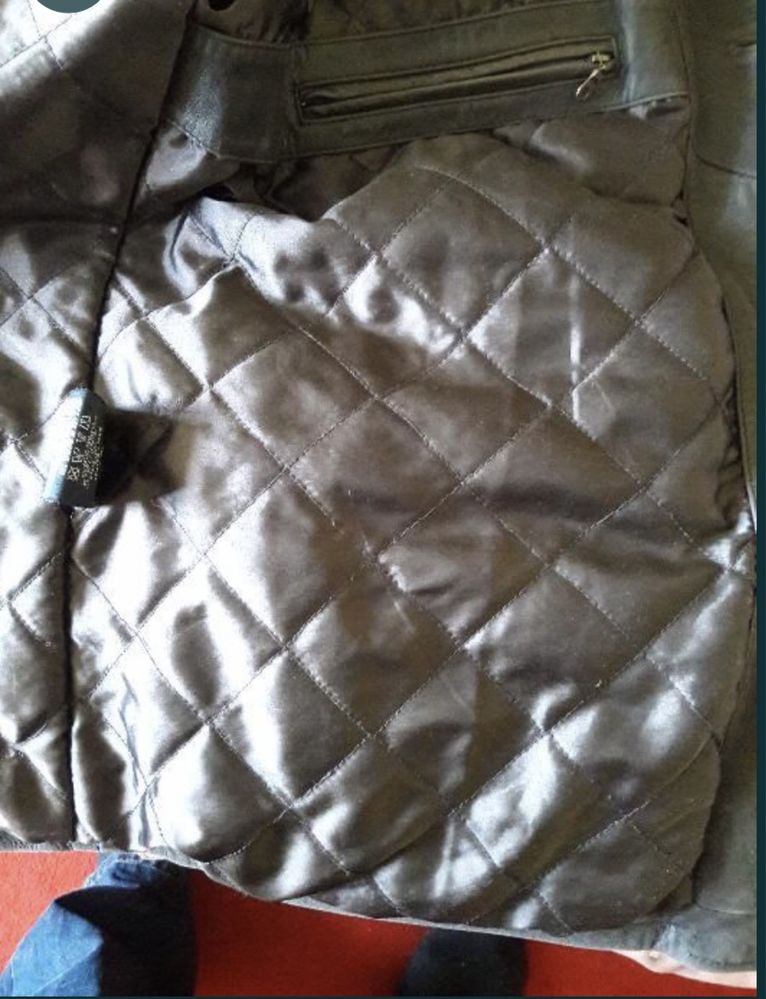 Продам шкіряну куртку