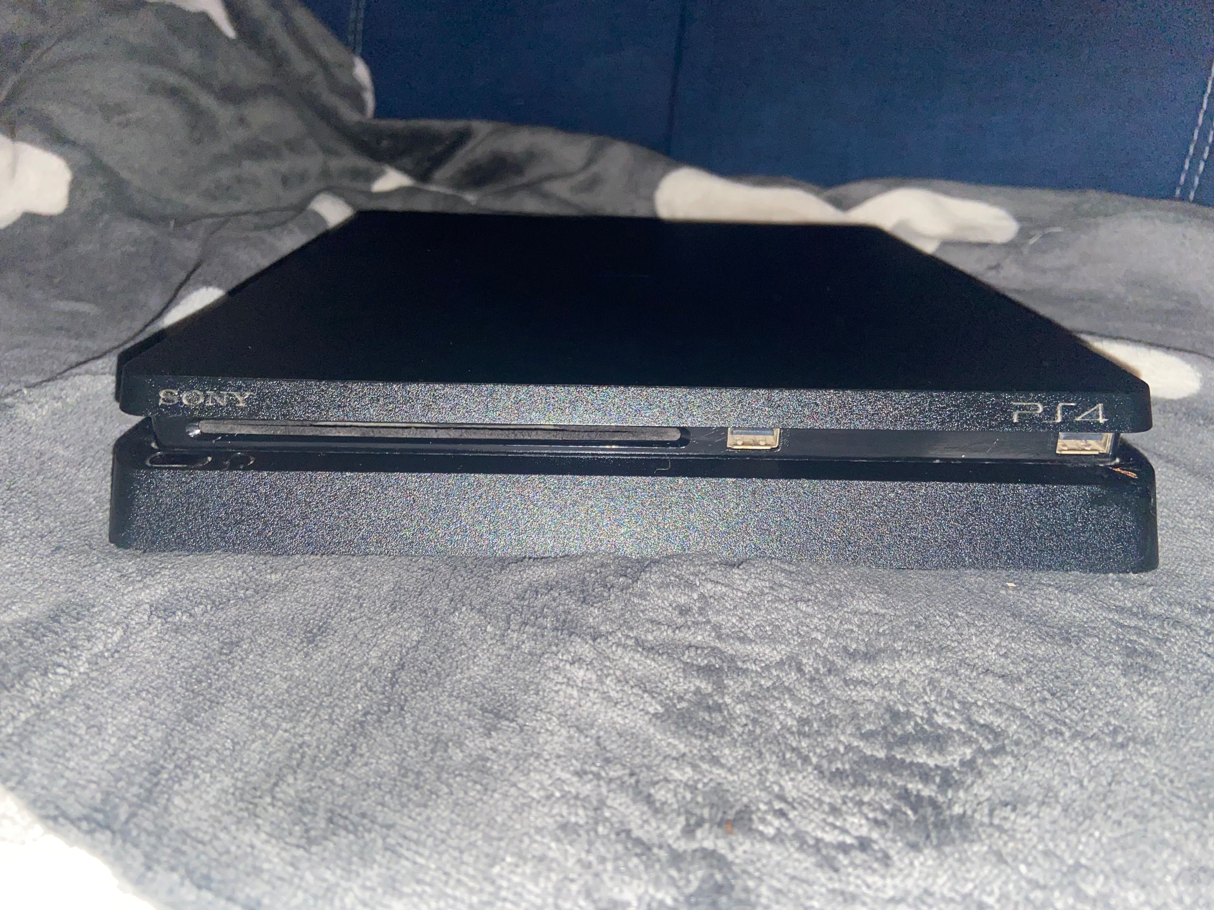 PlayStation4 slim,500gb