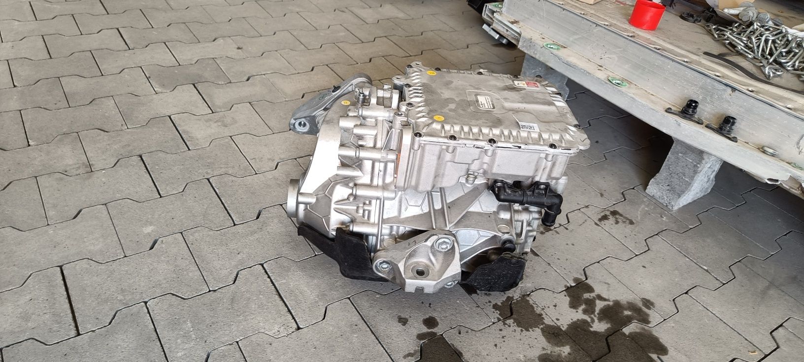 1ED907121  інвертор передній vw id4