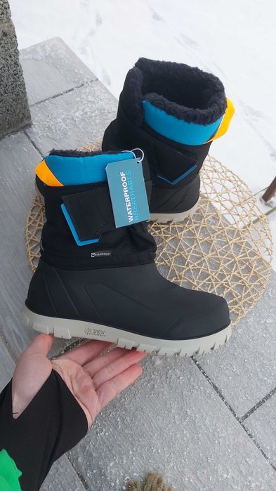 Зимові чоботи 35 р.(22,5 см) WATERPROOF. Decathlon.