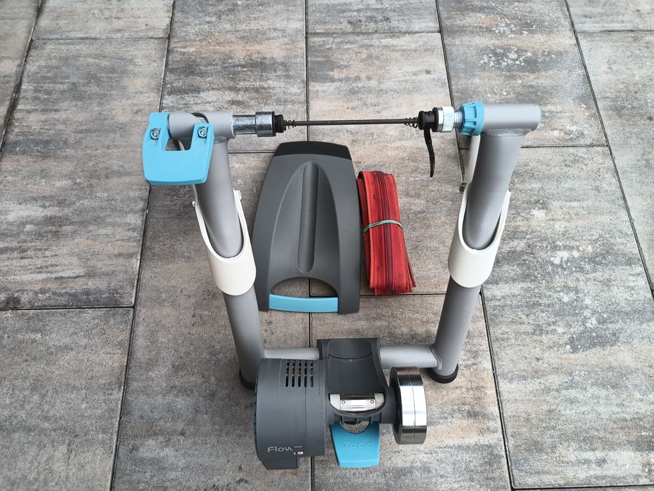 Trenażer Tacx Flow Smart