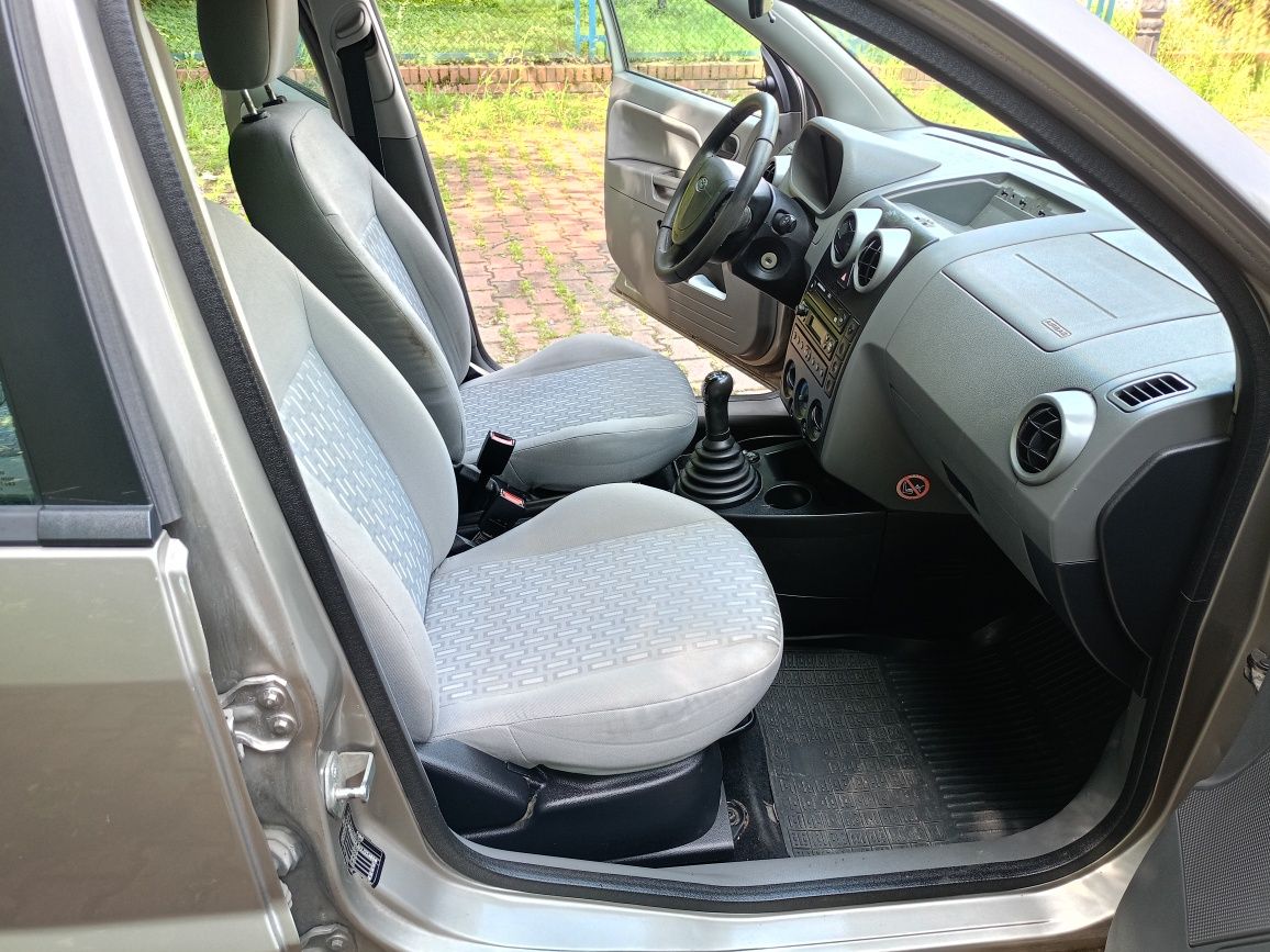 Ford Fusion LPG 1.4 klimatyzacja