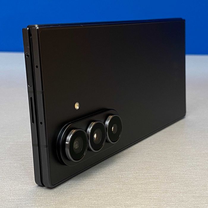 Samsung Galaxy Z Fold7 (12GB/512GB) - Black