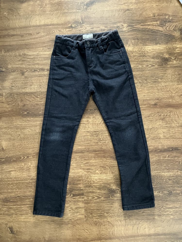 Ocieplne spodnie jeansy Zara rozmiar 128