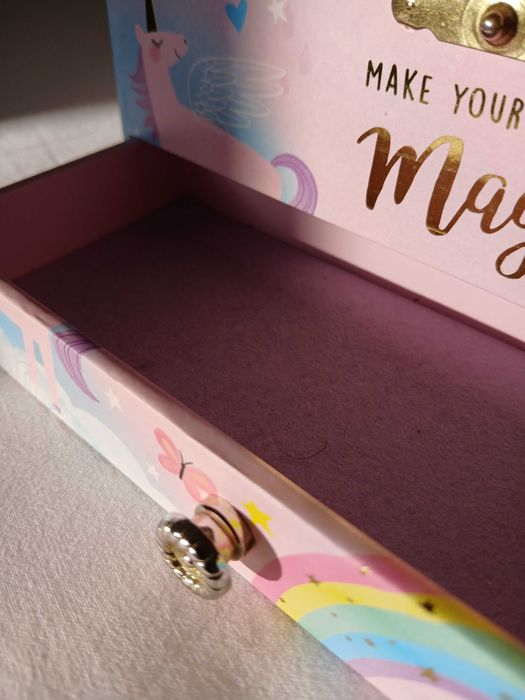 Guarda-Joias Unicórnio e Caixa de Música