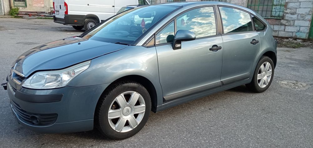 Citroen C4 zderzak drzwi błotnik przód klapa 1.6 HDI