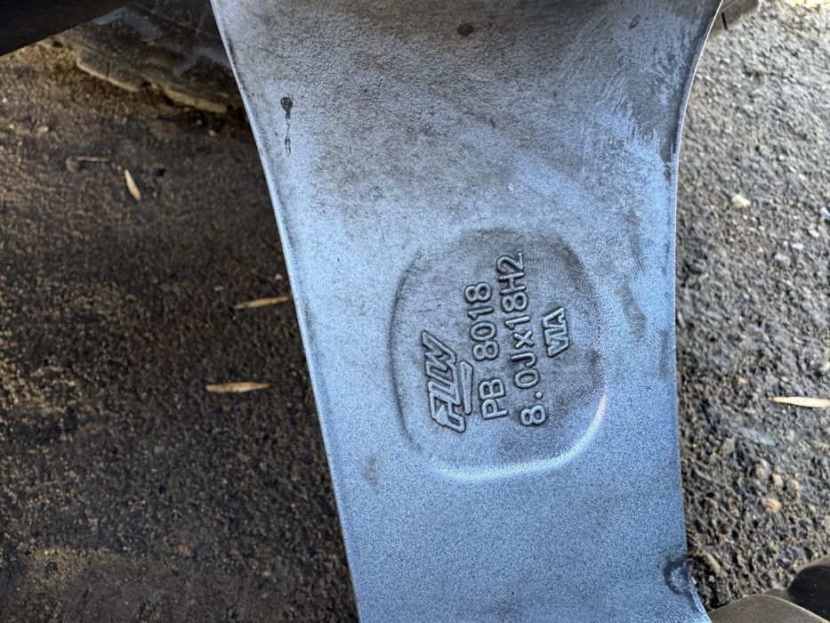 Диски T5 Титани легкосплавні 5*120 р18 шини 245/45/18