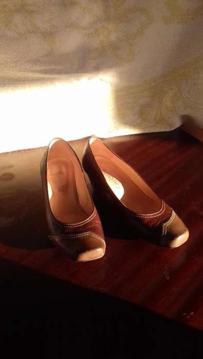 Sapato castanho Seaside T35 - como novos!
