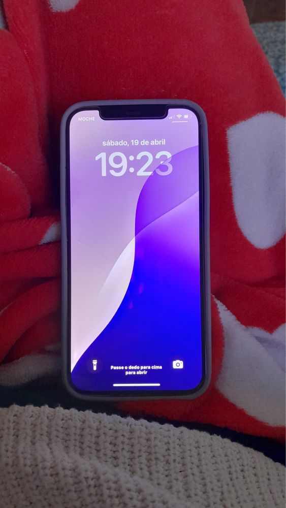 Iphone 12 como novo