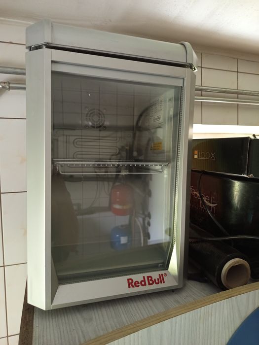 Lodówka Red Bull