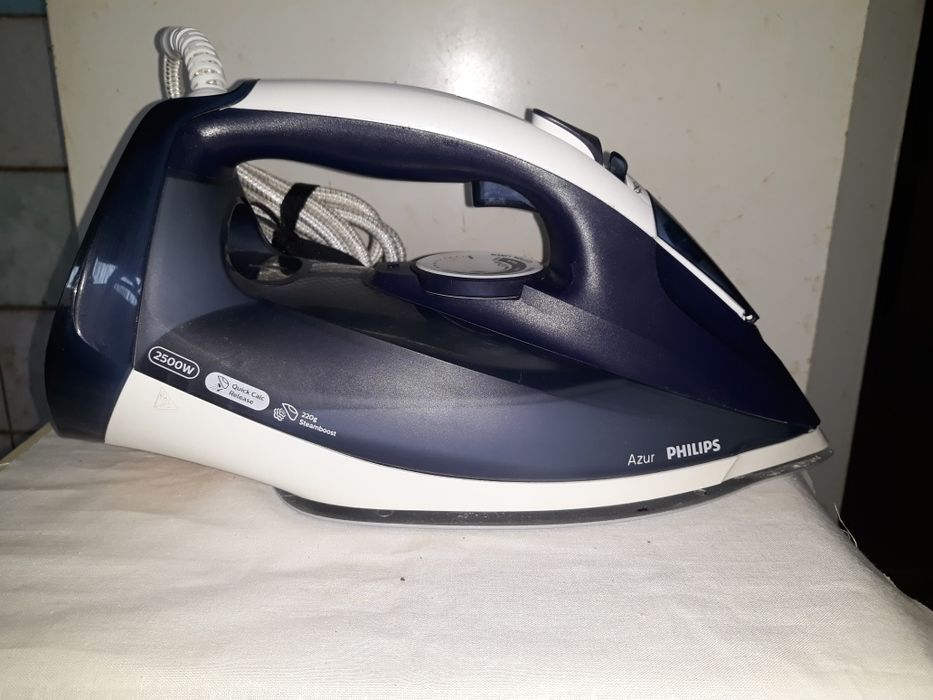 Утюг Phillips Azur  GC 4556/20