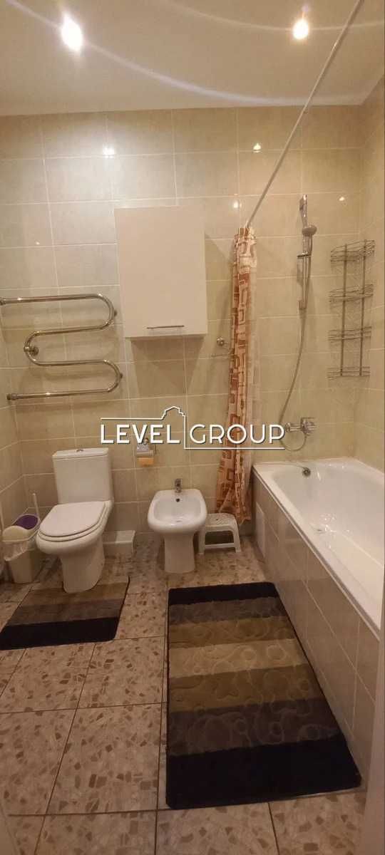 БЕЗ% .Продаж 2 к. кварт. 83 м. вул. Коновальця 36- м. Печерська 10 хв.