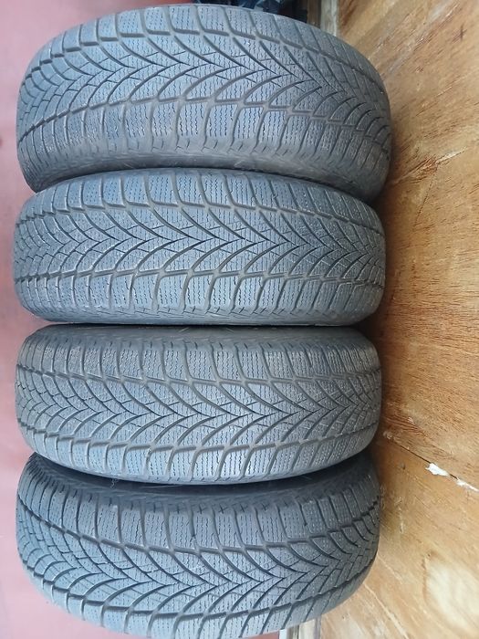 Продам майже нову резину, гума goodyear зимова, r14-185/65.