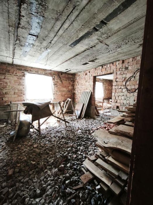 Продаж приватного будинку в селі Дережичі