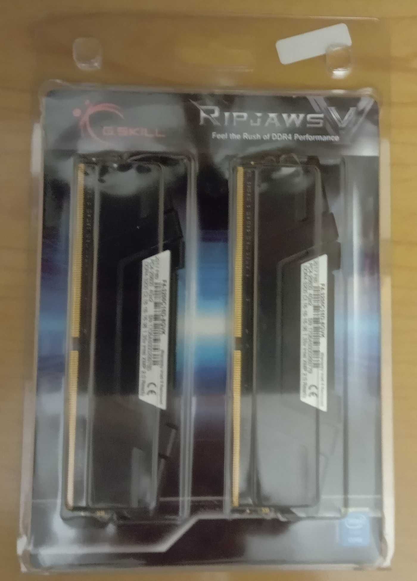 Pamięć RAM G.Skill Ripjaws V DDR4 3200MHZ 2x4GB [8GB]