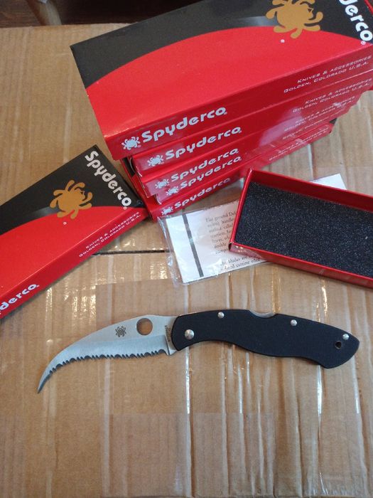Nóż składany Spyderco civilian C12GS.