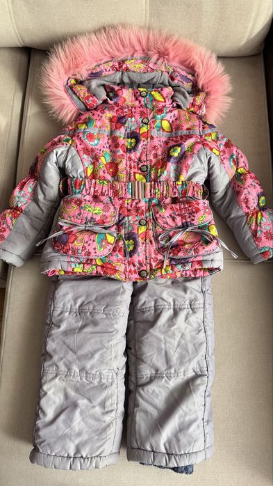 Зимний комплект и сапоги за 250 грн