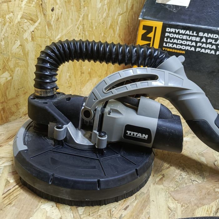 Żyrafa- szlifierka do gipsu titan ttb625sdr