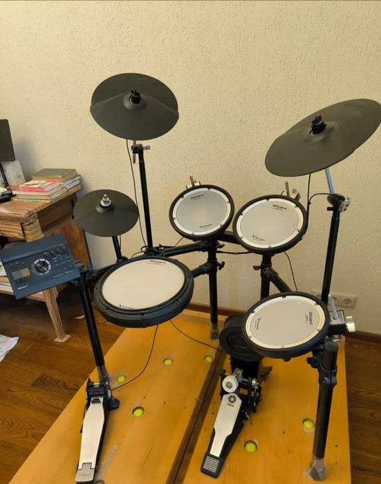 Perkusja elektroniczna Roland TD-17KV + rama M