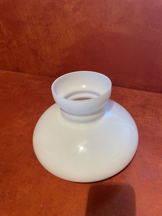 Klosz do lampy naftowej biały