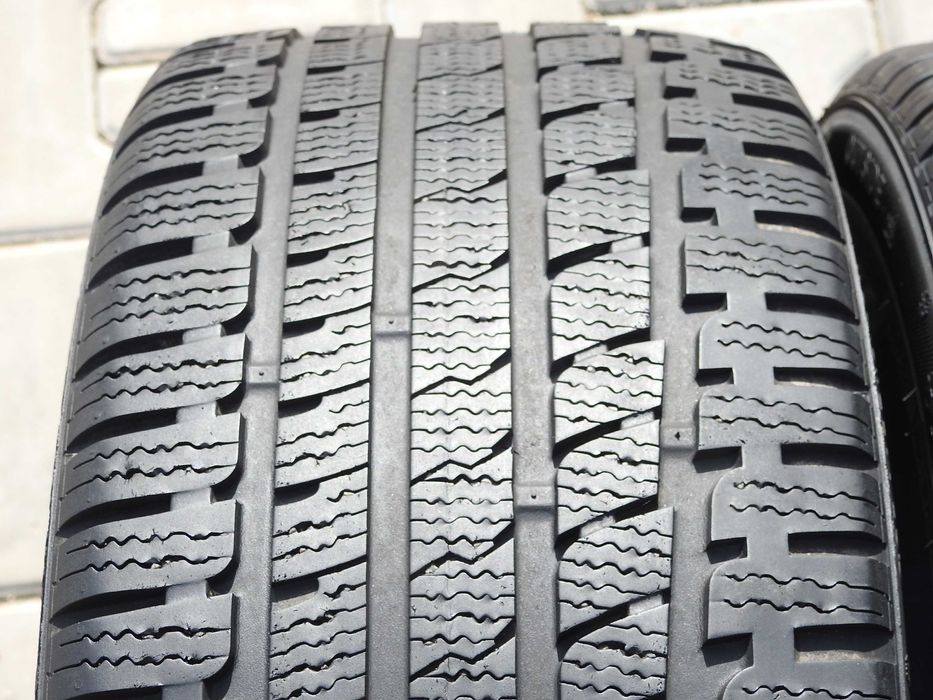2x Kumho Wintercraft I'Zen KW27 235/45r18 98V 2X6mm 2015rok